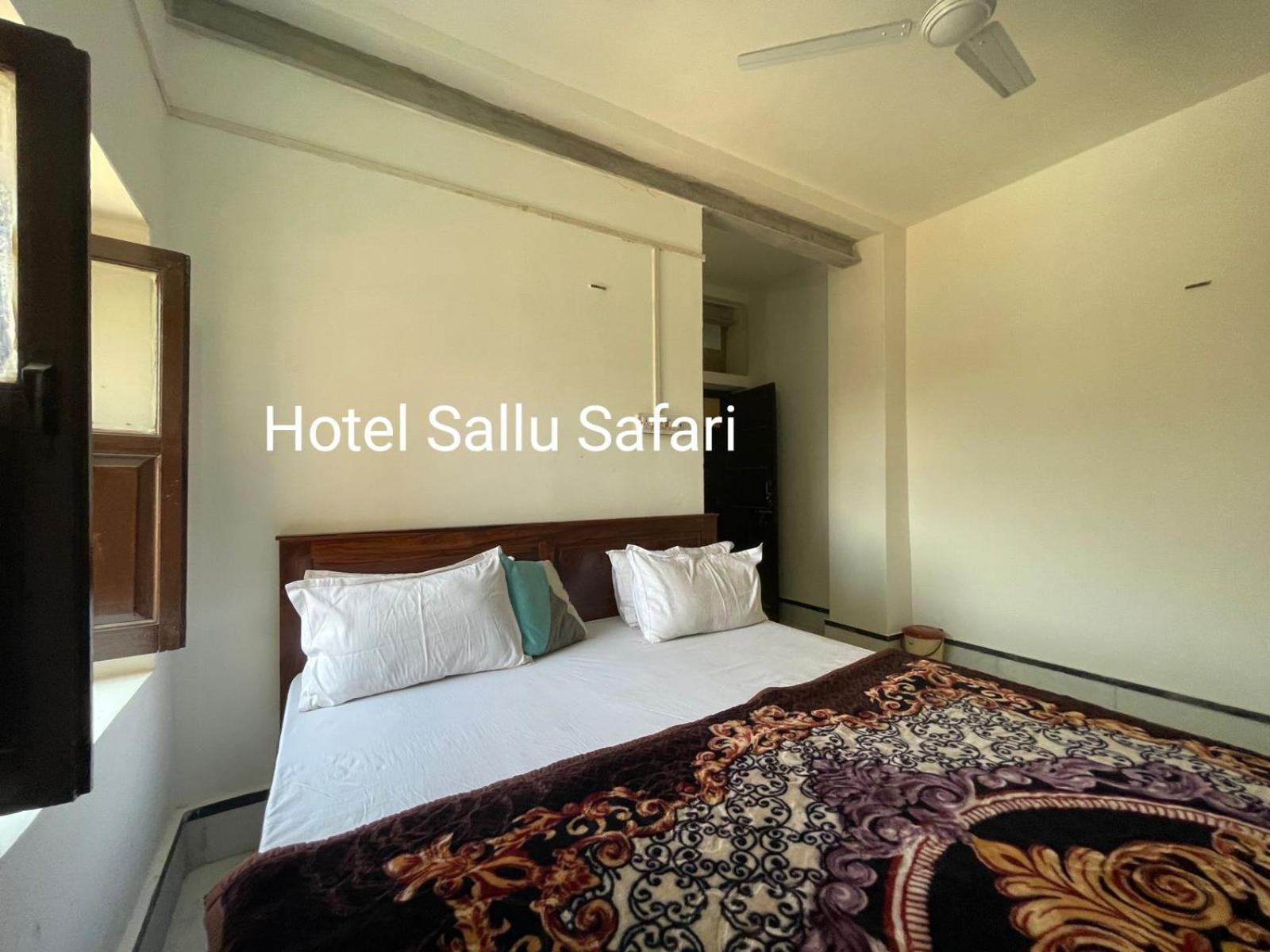 Hotel Sallu Safari Jaisalmer Esterno foto