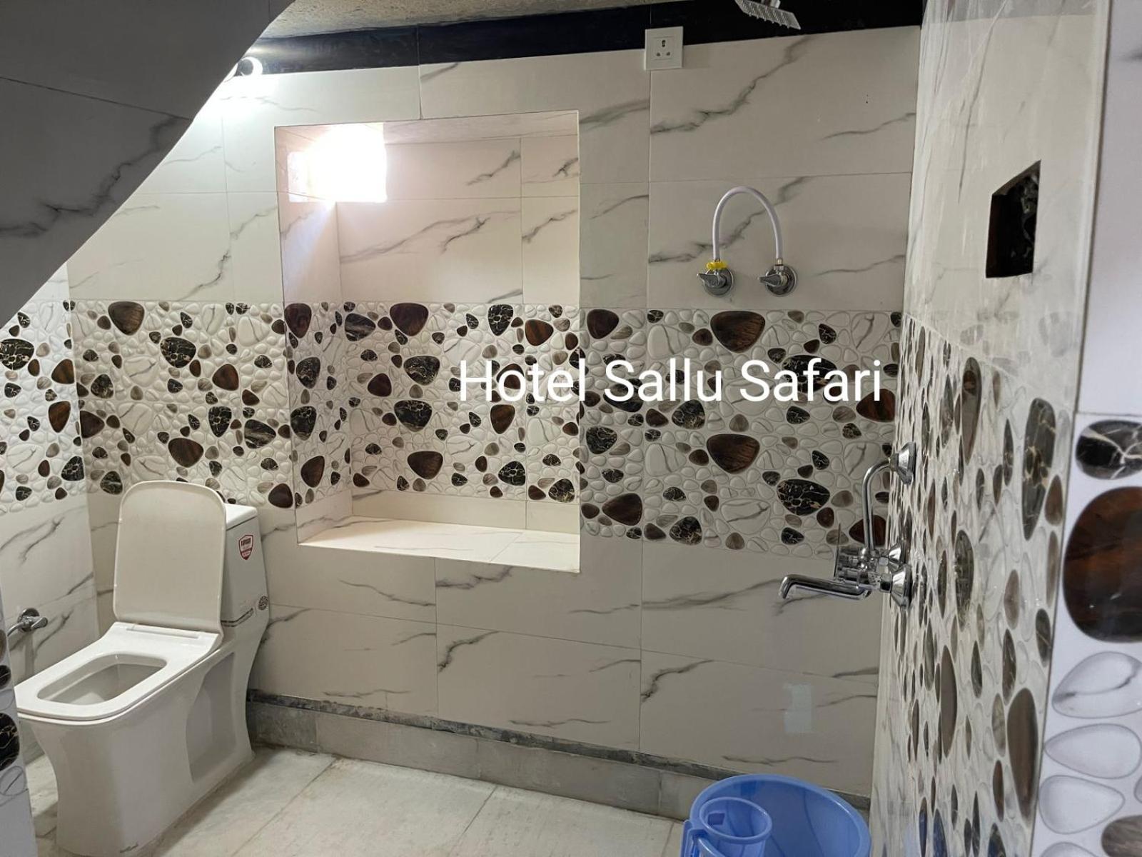 Hotel Sallu Safari Jaisalmer Esterno foto
