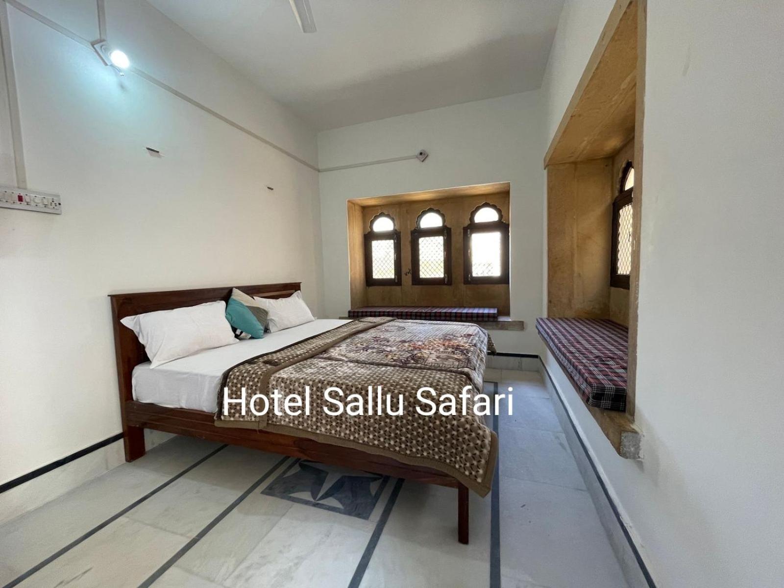 Hotel Sallu Safari Jaisalmer Esterno foto